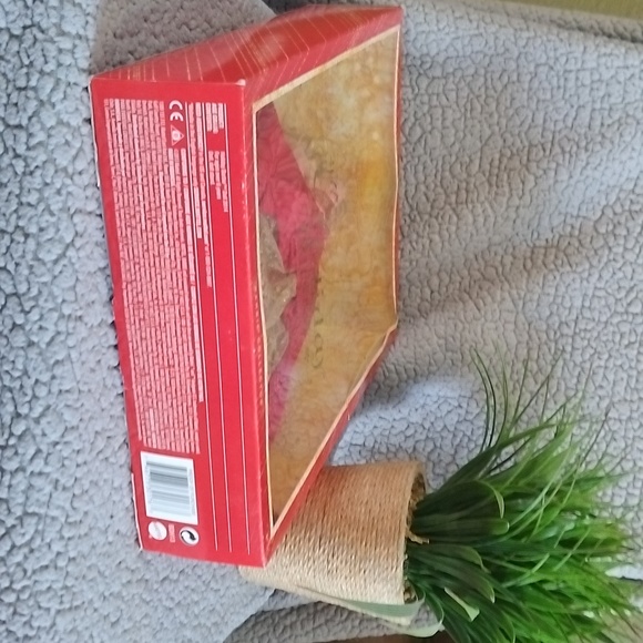 Holiday Barbie 2014 - Picture 5 of 8